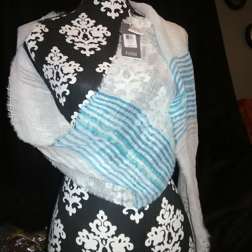 NWT Eileen Fisher SCARF